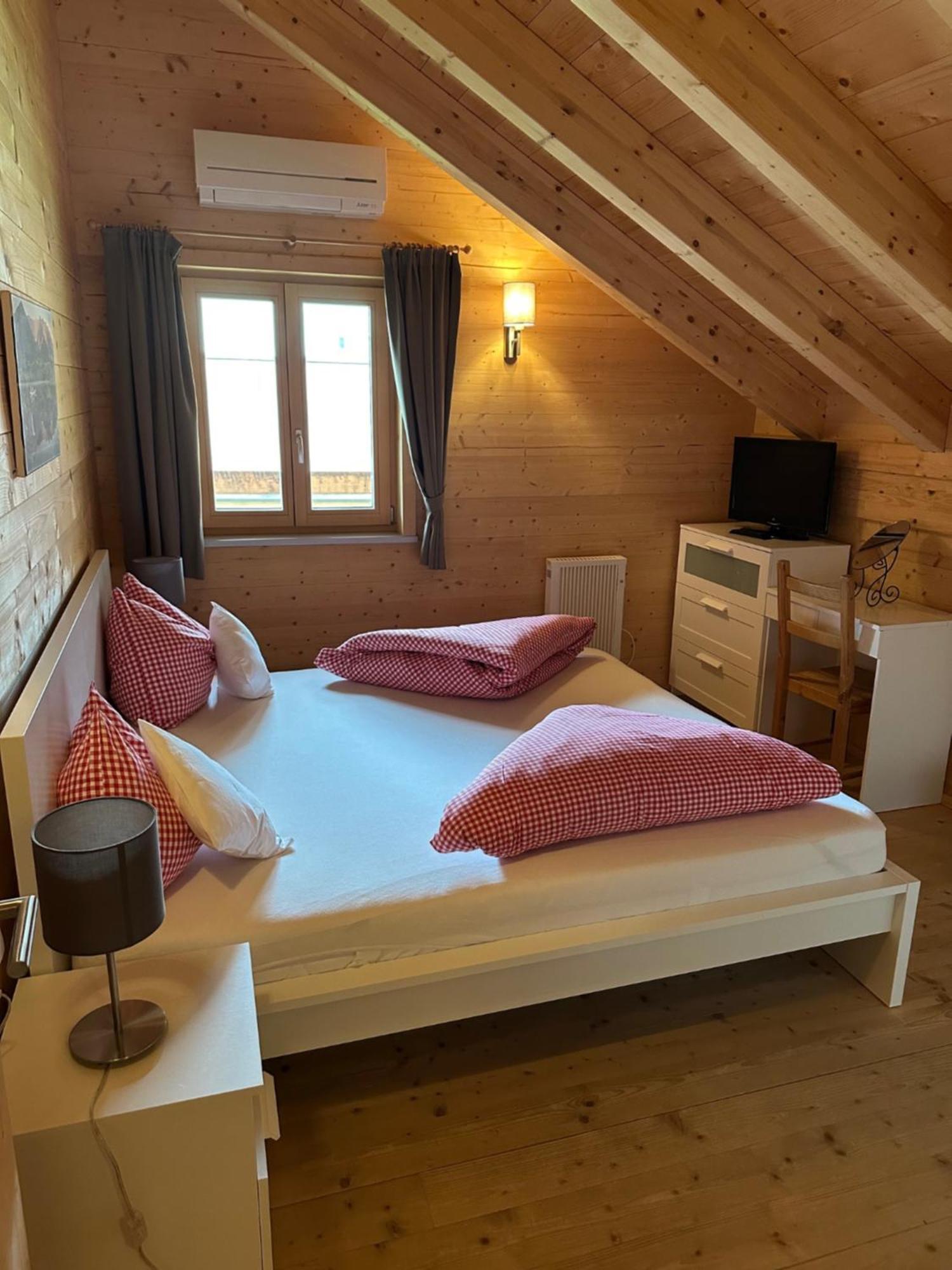 Mountain Inn Chalets & Apartments Вальхзе Экстерьер фото