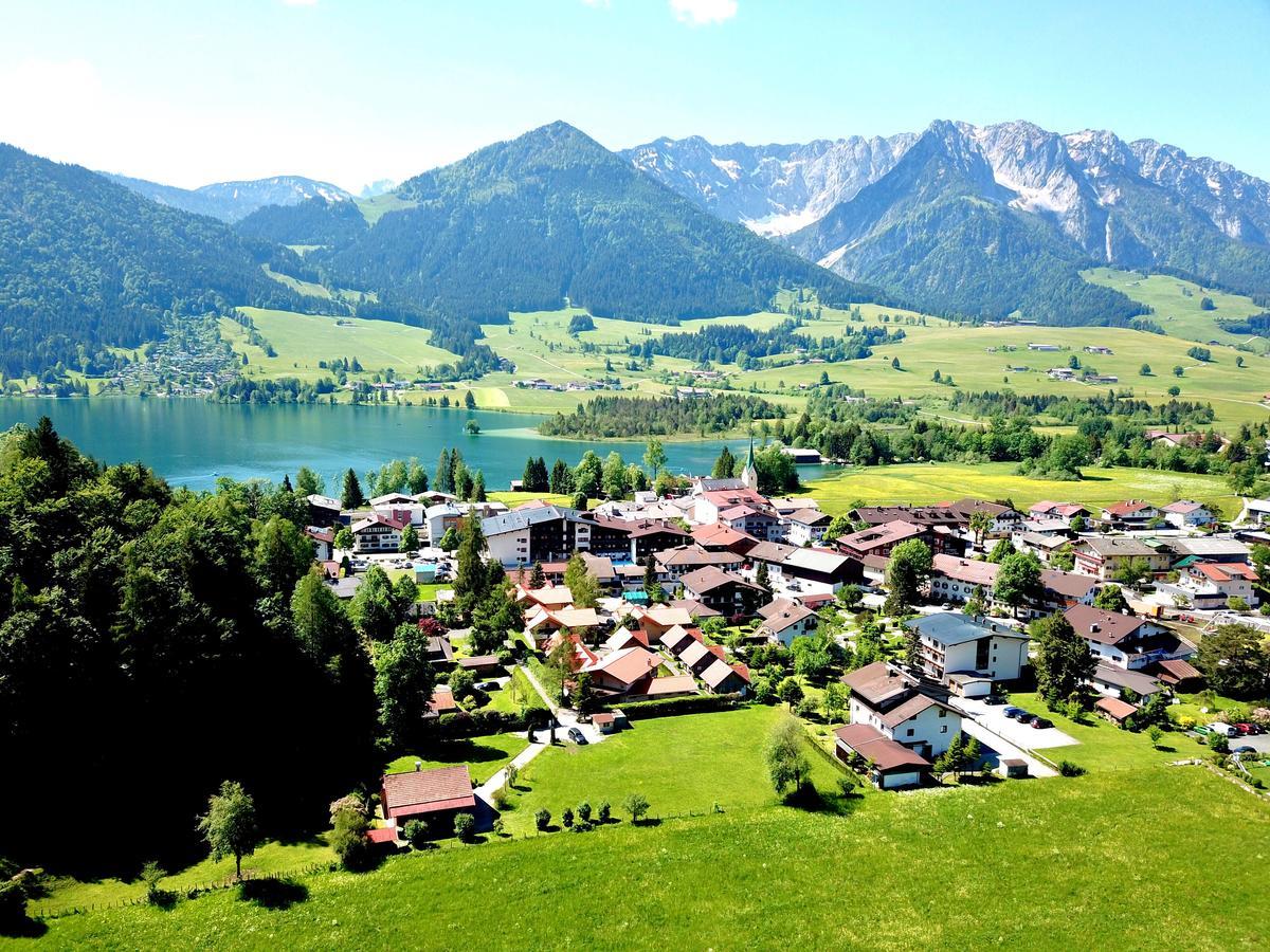 Mountain Inn Chalets & Apartments Вальхзе Экстерьер фото